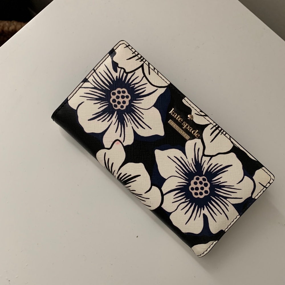 Kate spade wallet